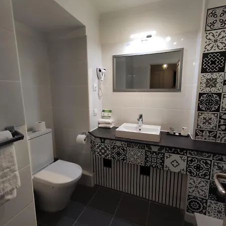 Le Pavillon Saint-martin 3* Souillac